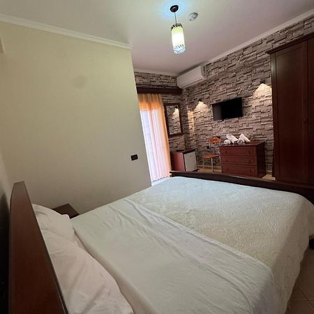 Hotel Restorant Leza Lini Zewnętrze zdjęcie