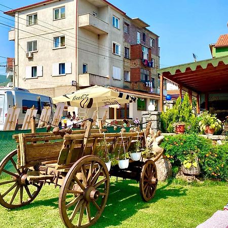 Hotel Restorant Leza Lini Zewnętrze zdjęcie