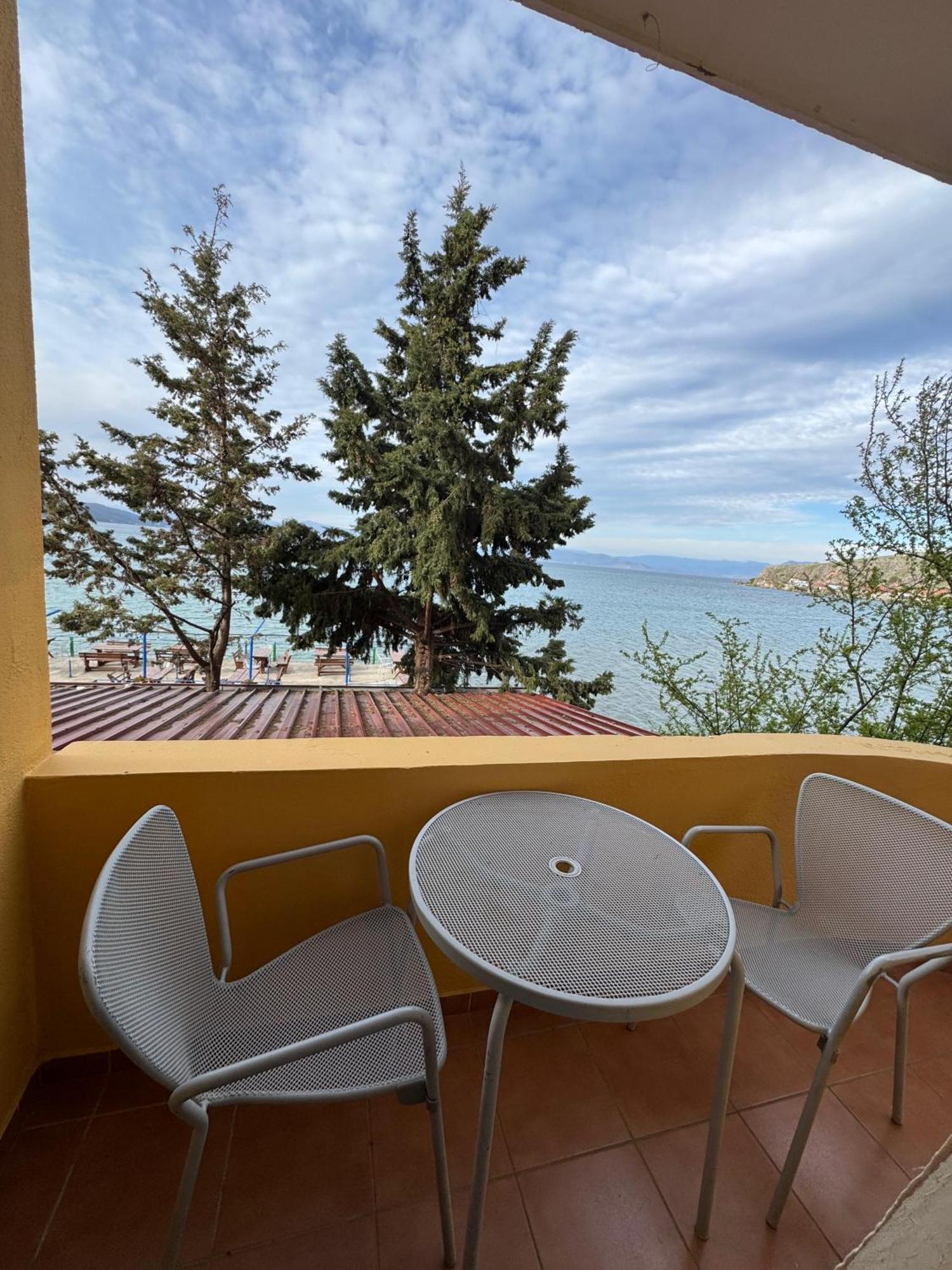 Hotel Restorant Leza Lini Zewnętrze zdjęcie